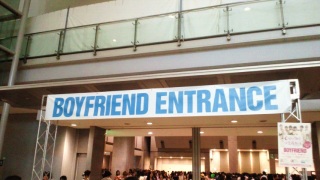 BOYFRIEND�n�C�^�b�`��I�I�I